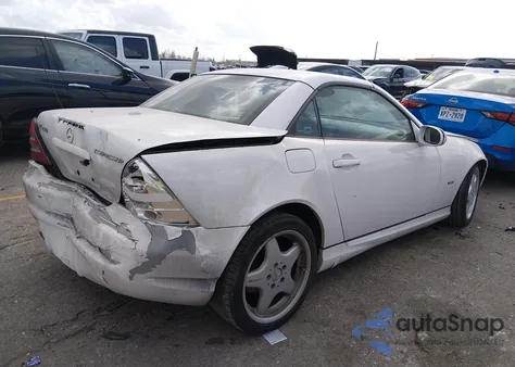 2001 Mercedes-Benz Slk 230 Kompressor z USA, uszkodzony, nr VIN WDBKK49F21F176904